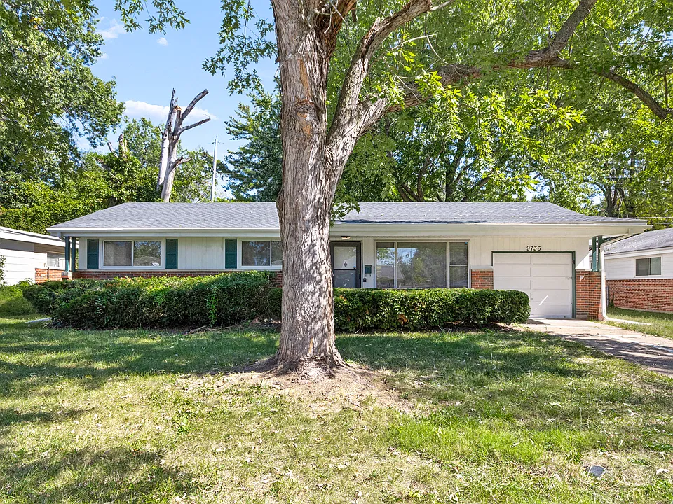 9736 Lanier Dr