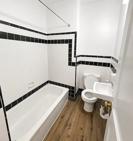 21 Elsmere Blvd #A — Photo 11