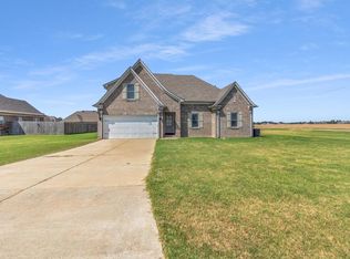 741 Robinson Dr, Marion, AR 72364