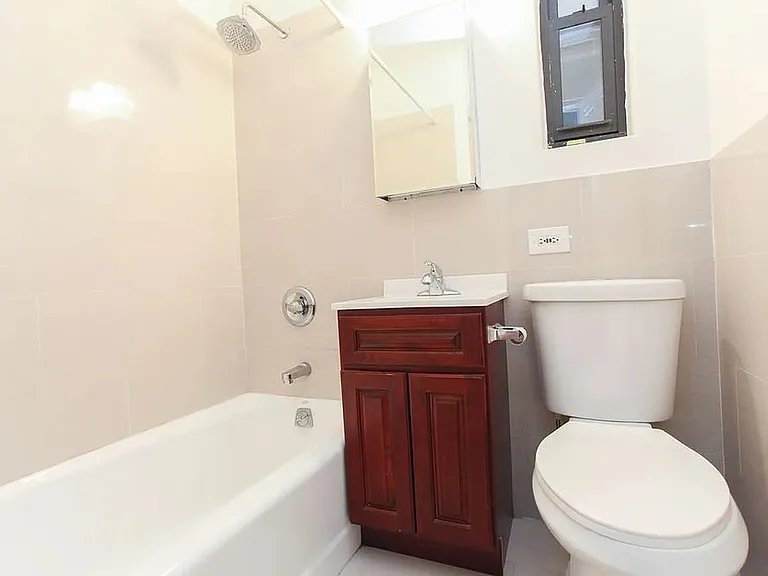 185 Avenue C #2E — Photo 4