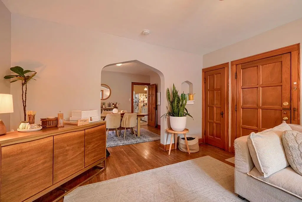1 bed, 800 sqft, $1,085 — Photo 2