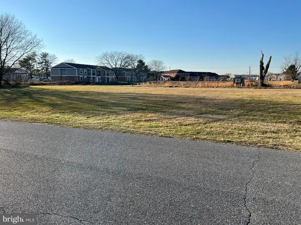 302 Alfred St, Georgetown, DE 19947