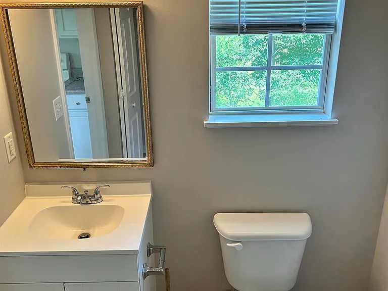 122 Curvewood Rd — Photo 17