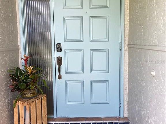 4th image of 1381 Palmwood Dr