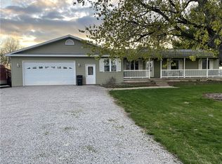 2485 Twin Bridge Rd, Decatur, IL 62521