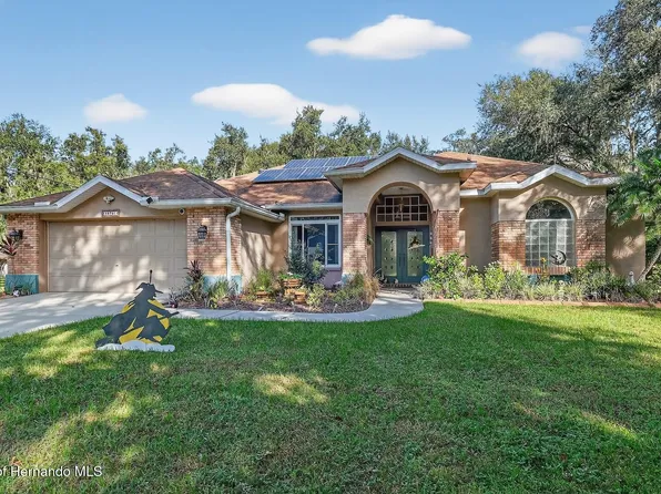 28751 Walker Dr, Zephyrhills, FL 33544