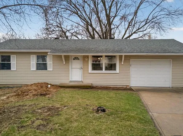 1403 De Porres Ln, Saint Charles, MO 63304