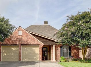 122 Tonbridge Dr, Lafayette, LA 70508