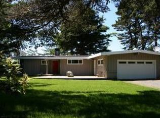 92845 Lakeshore Dr, Langlois, OR 97450