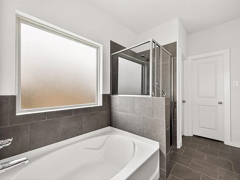 6803 Alamitos Ct — Photo 27