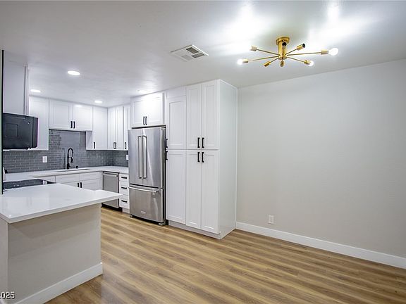 4th image of 3151 Soaring Gulls Dr Unit 1079