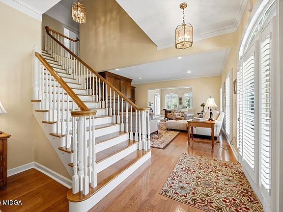 3rd image of 120 Ashford Park