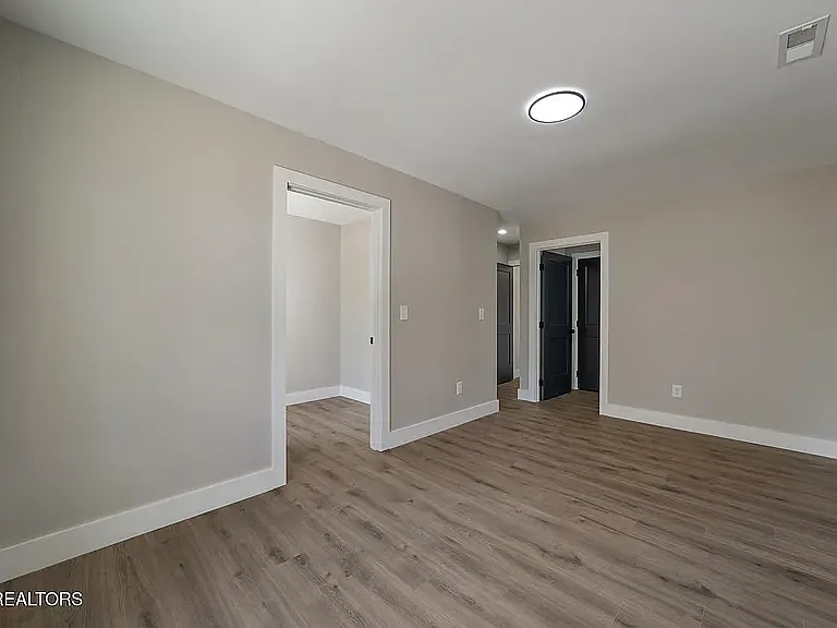 3353 Lay Ave SE — Photo 12