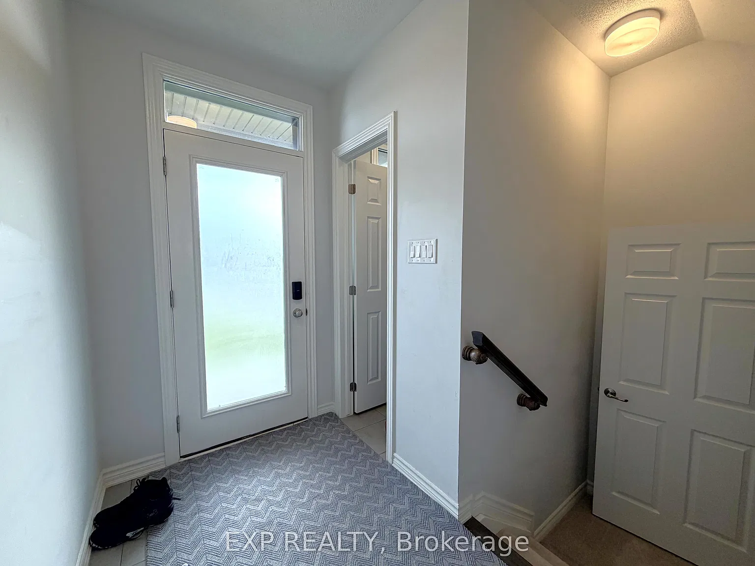 3 bed, $2,700 — Photo 3