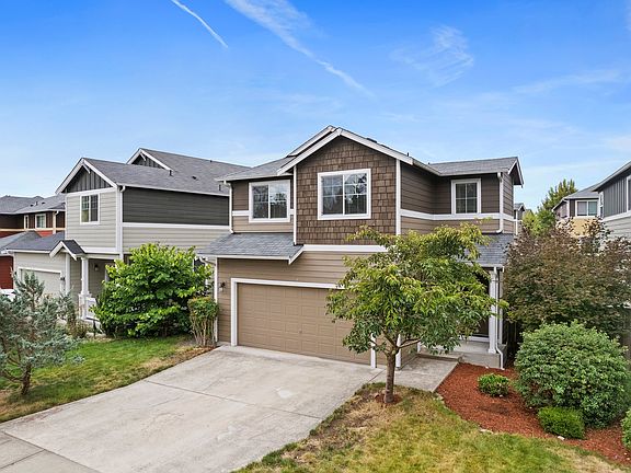 3rd image of 1417 Farina Loop SE