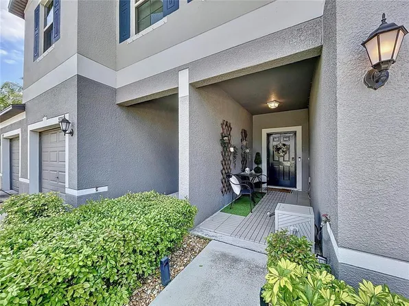 9723 Mulberry Marsh Ln, Sun City Center, FL 33573