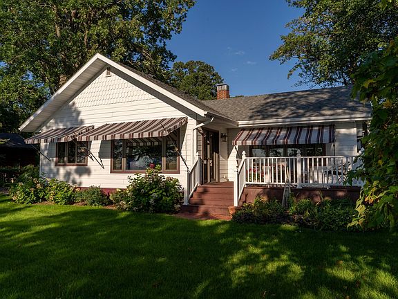 4th image of 1522 E Shore Dr