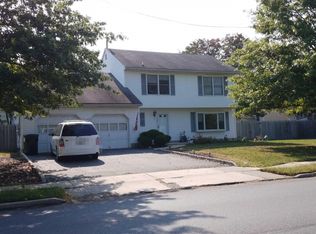 204 Spicer Ave, South Plainfield, NJ 07080