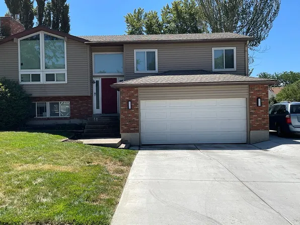 134 E 1420 S, Farmington, UT 84025