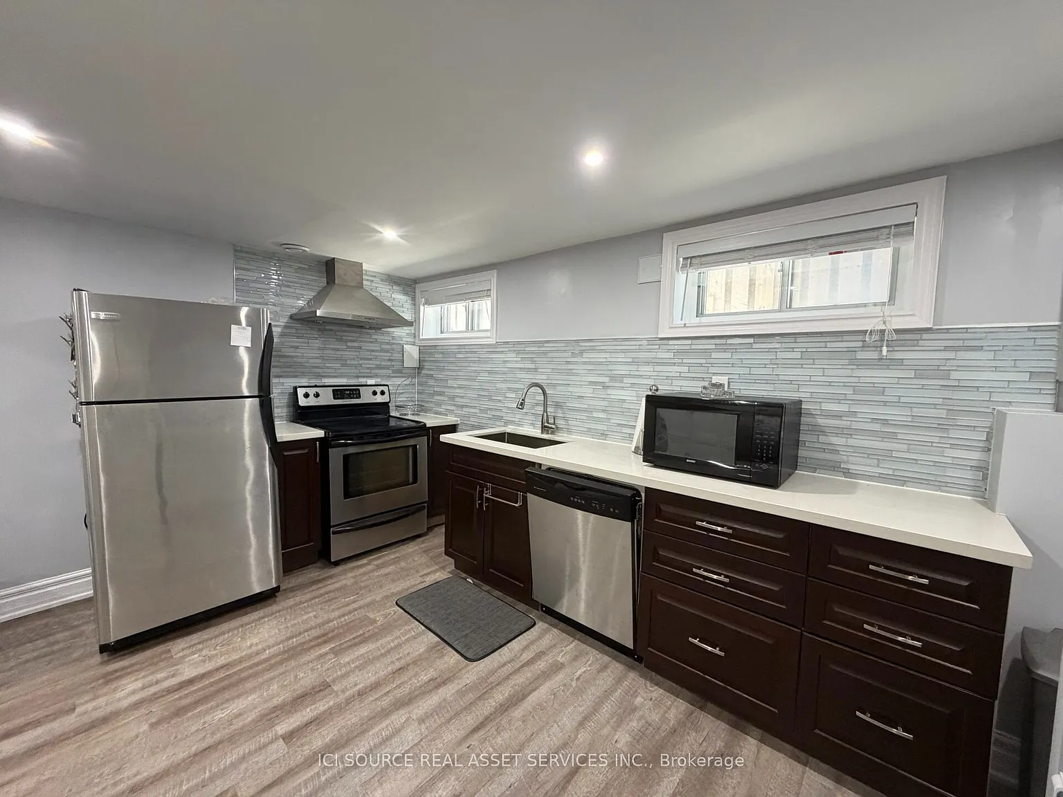 2 bed, $2,500 — Photo 4