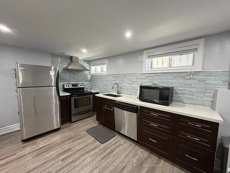 65 Glen Agar Dr #BASEMENT — Photo 4