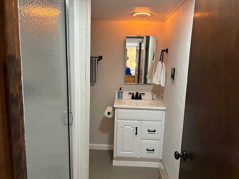 56 Captain Thomas Rd — Photo 12