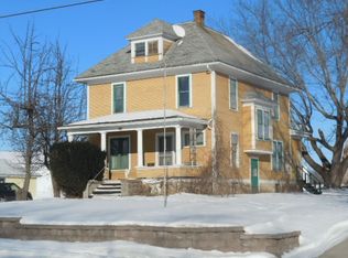 638 E Decker St, Viroqua, WI 54665