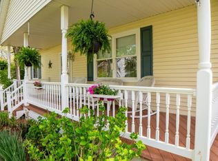100 N Magnolia St, Pearl River, NY 10965