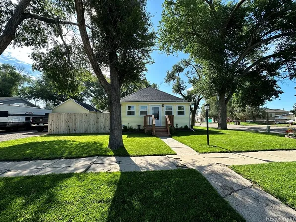 102 4th Avenue, Hugo, CO 80821