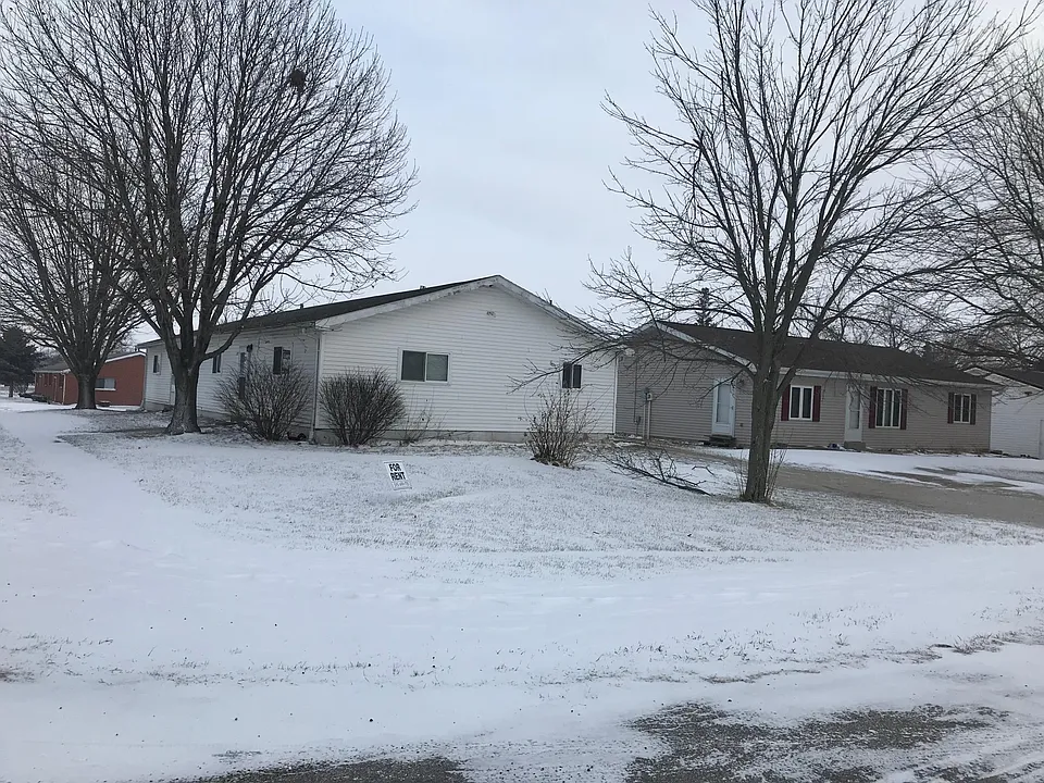 Side with yard