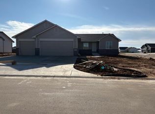 4438 N Rutgers Ct, Maize, KS 67101