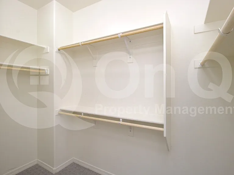 9114 S 167th Dr — Photo 26