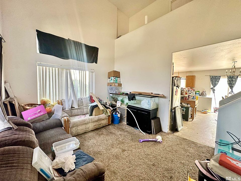2nd image of 136 Desert Springs Ln