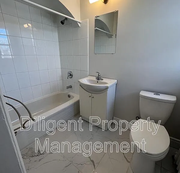 642 Bolivar St #UPPER EAST — Photo 19