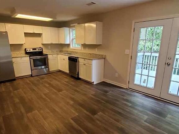 4th image of 6050 April Dr