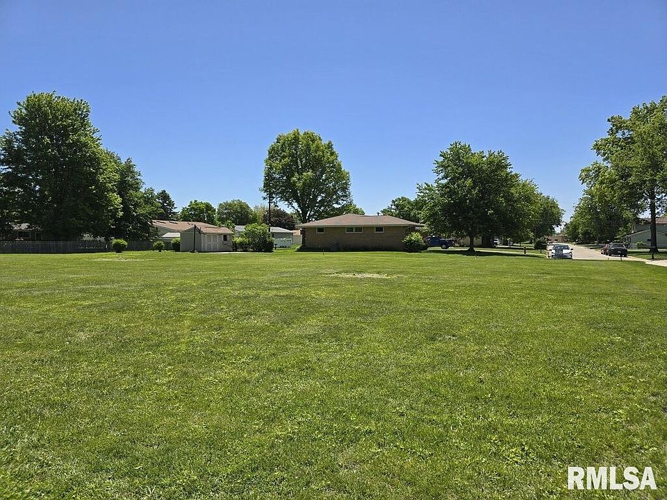 1st image of 1165 Lawrence Dr