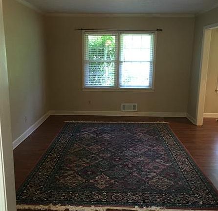 5th image of 2724 Amberly Way