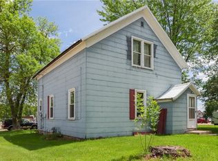 318 N 3rd St, Abbotsford, WI 54405