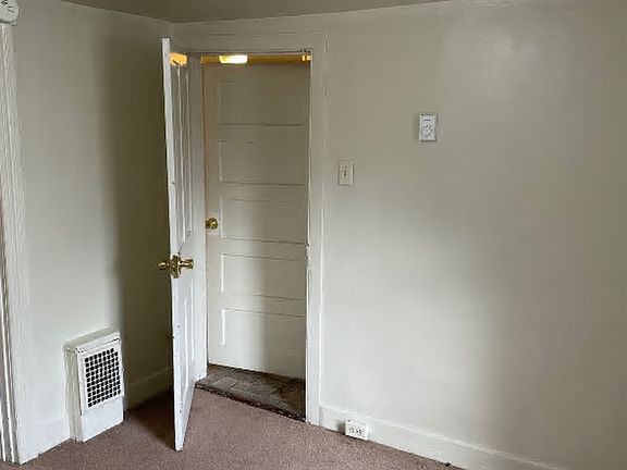 5th image of 105 S Church St #2