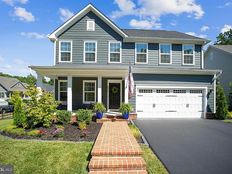 2216 Potomac River Blvd — Photo 1