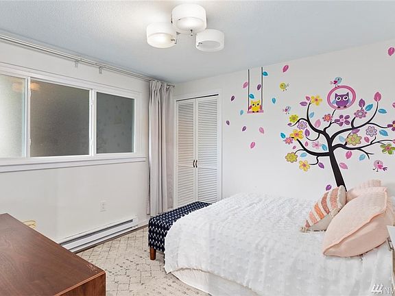 5th image of 525 Belmont Ave E APT 3B