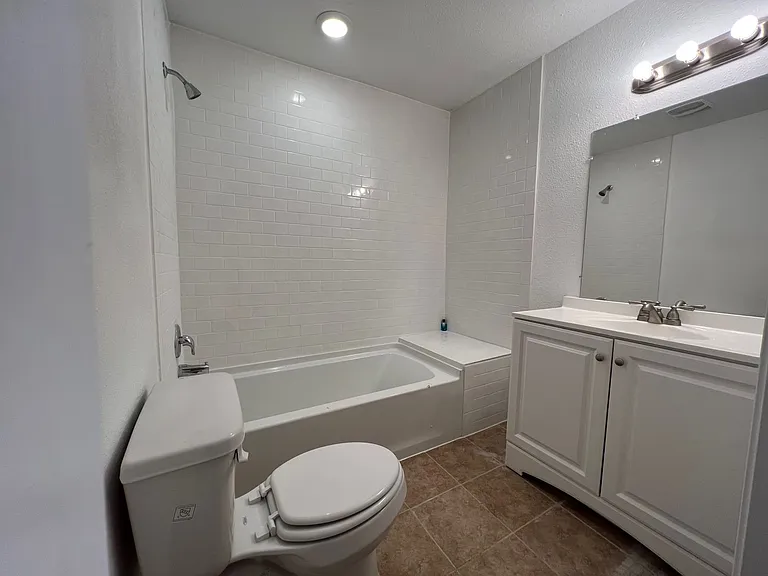 604 Tate Ave — Photo 5