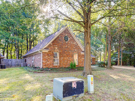 5th image of 5814 Morganton Dr