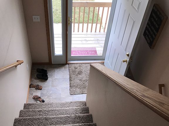 2nd image of 615 Rebecca St