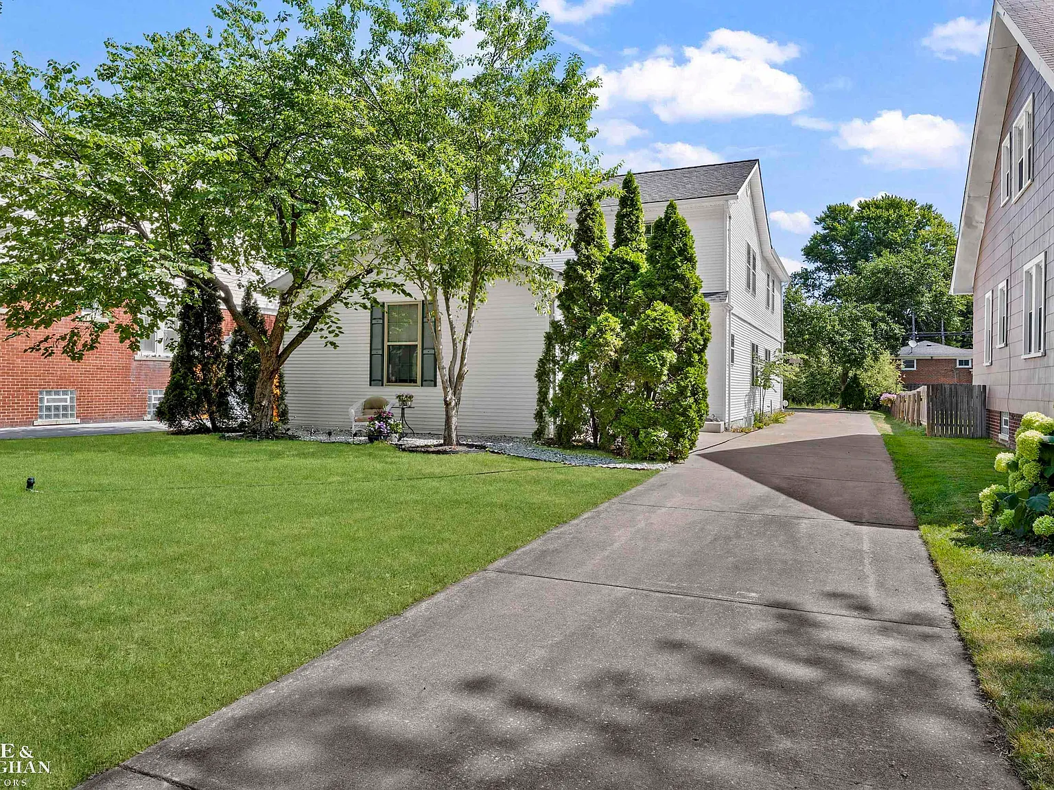 3 bed, 4.0 bath, 1500 sqft, $2,500 — Photo 3