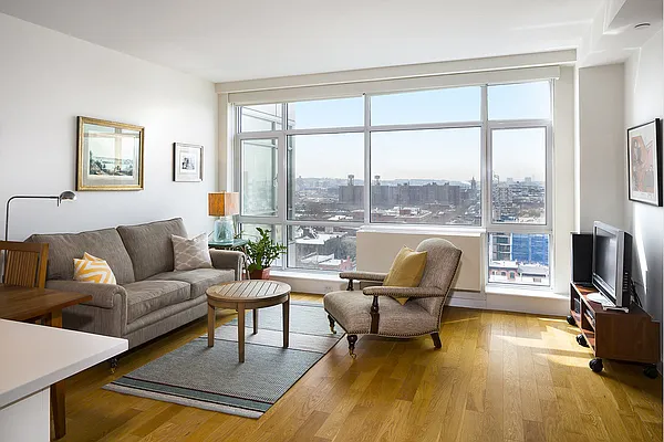 Sold by Stribling | media 2