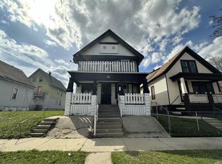 2931 N 19th St, Milwaukee, WI 53206