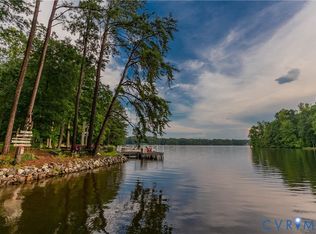 20 Lake Caroline Dr, Ruther Glen, VA 22546