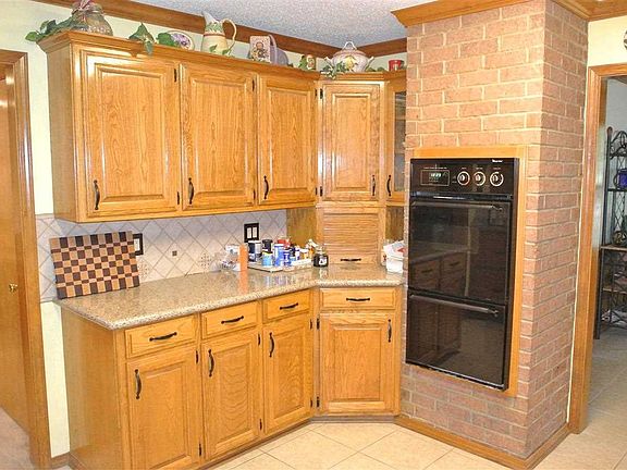 5th image of 533 County Road 3101