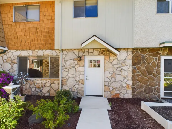 101 N 58th Ave APT 17, Yakima, WA 98908